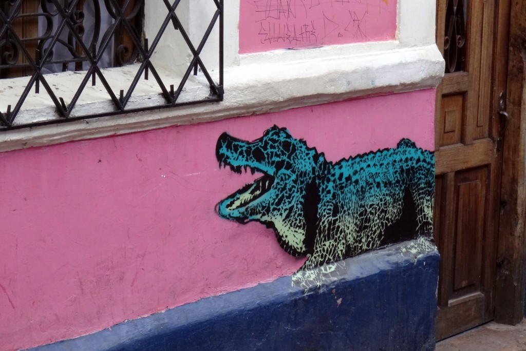 Bogota Graffiti Tour Crocodile Colombie