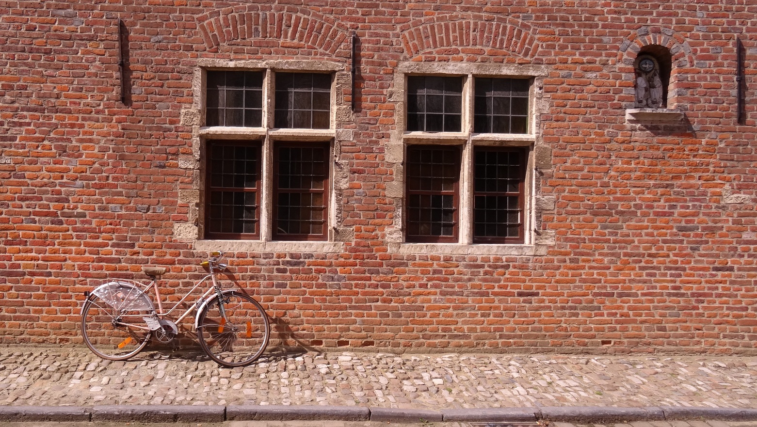 Vélo dans le grand béguinage à Louvain