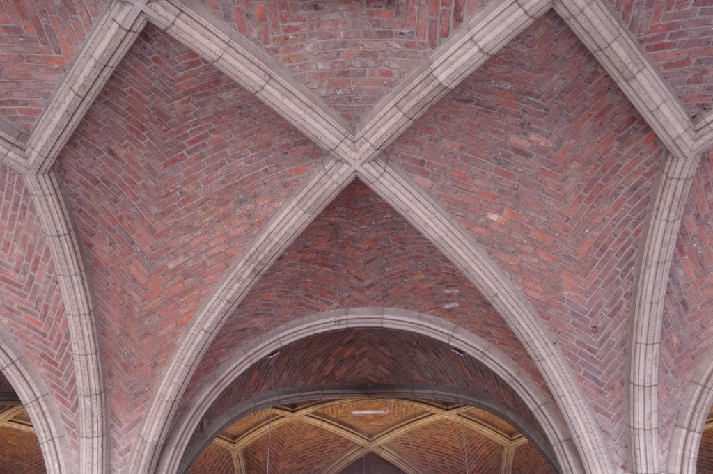 Entrée de la bibliothèque universitaire de Louvain