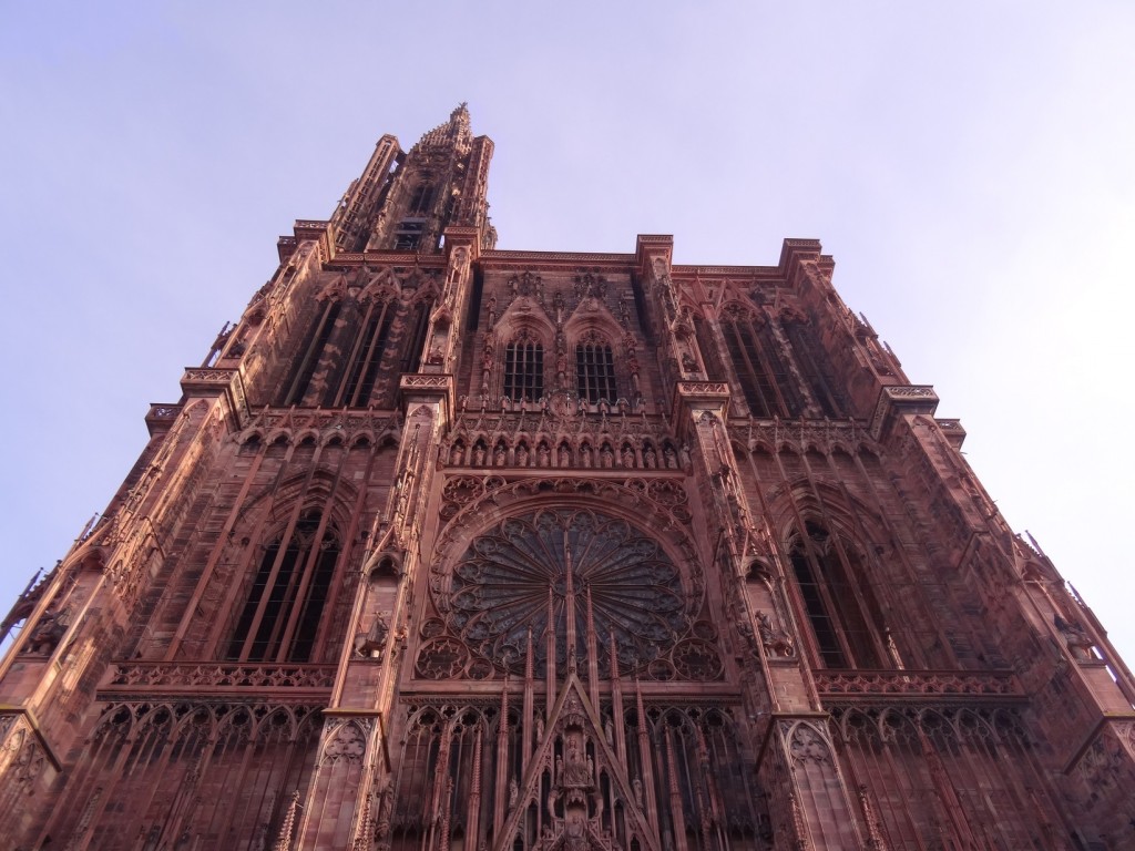 Façade est et entrée de la cathédrale de Strasbourg