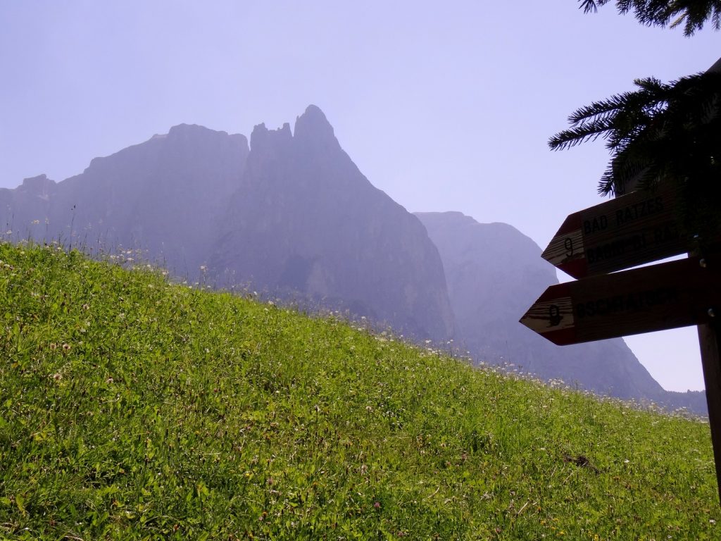 La montagne Schlern Sciliar dans le Tyrol du Sud