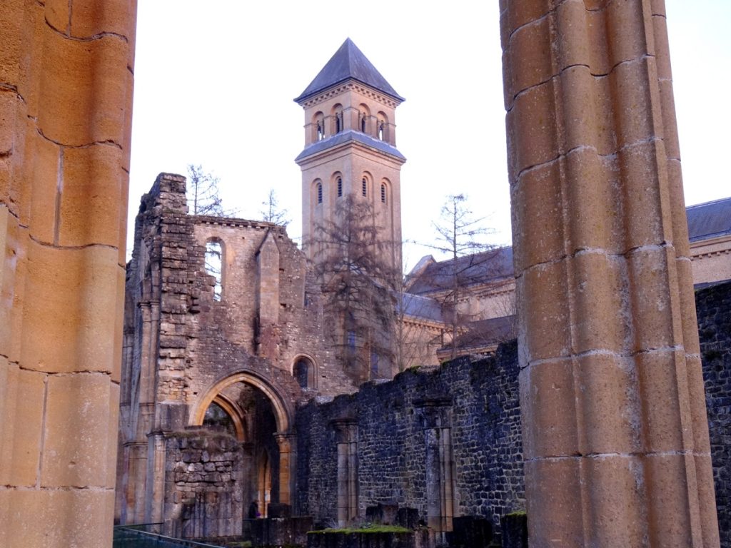 Promenade en province du Luxembourg, en Belgique, pour visiter l'abbaye d’Orval