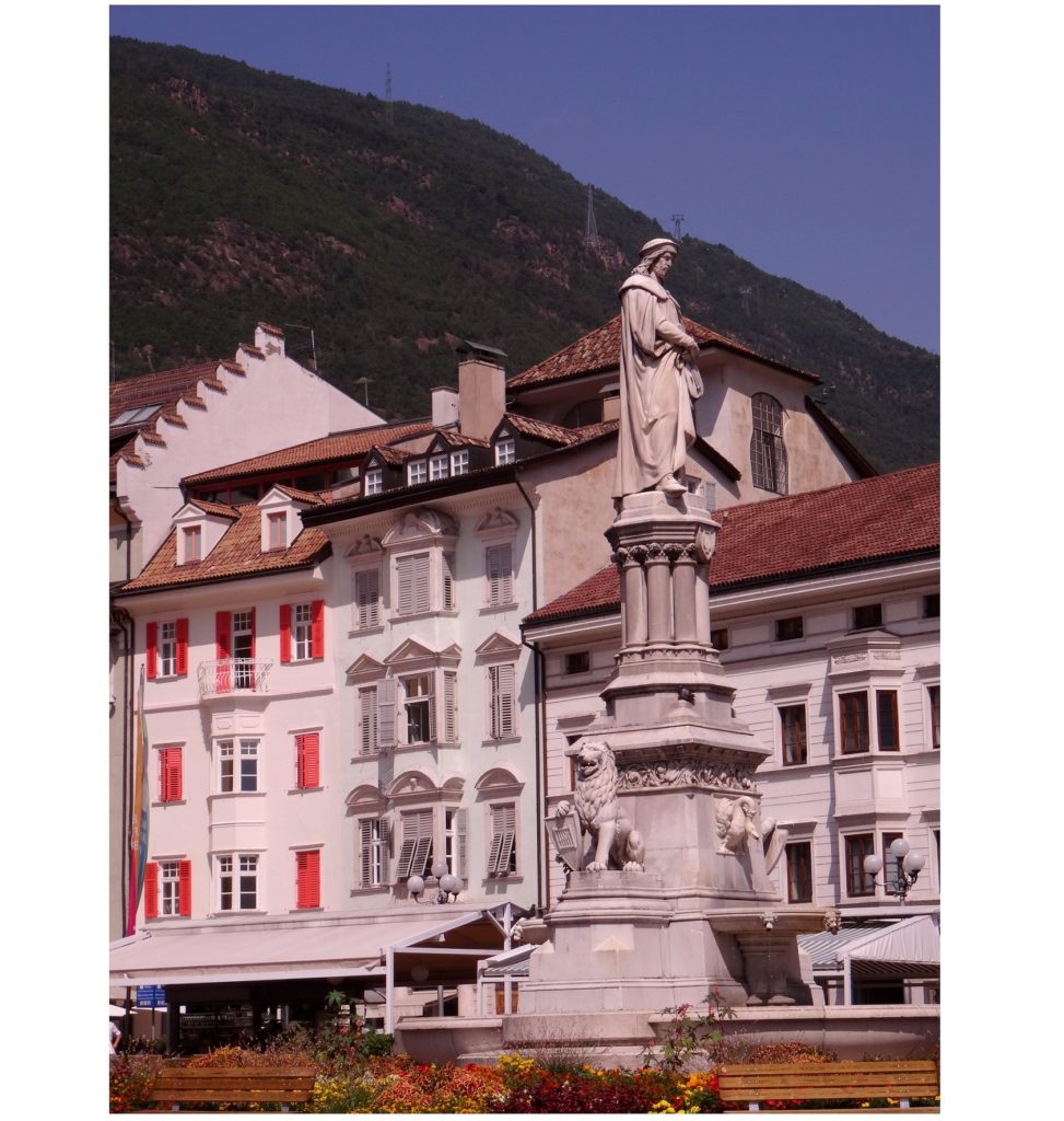  Piazza Walther de Bolzano